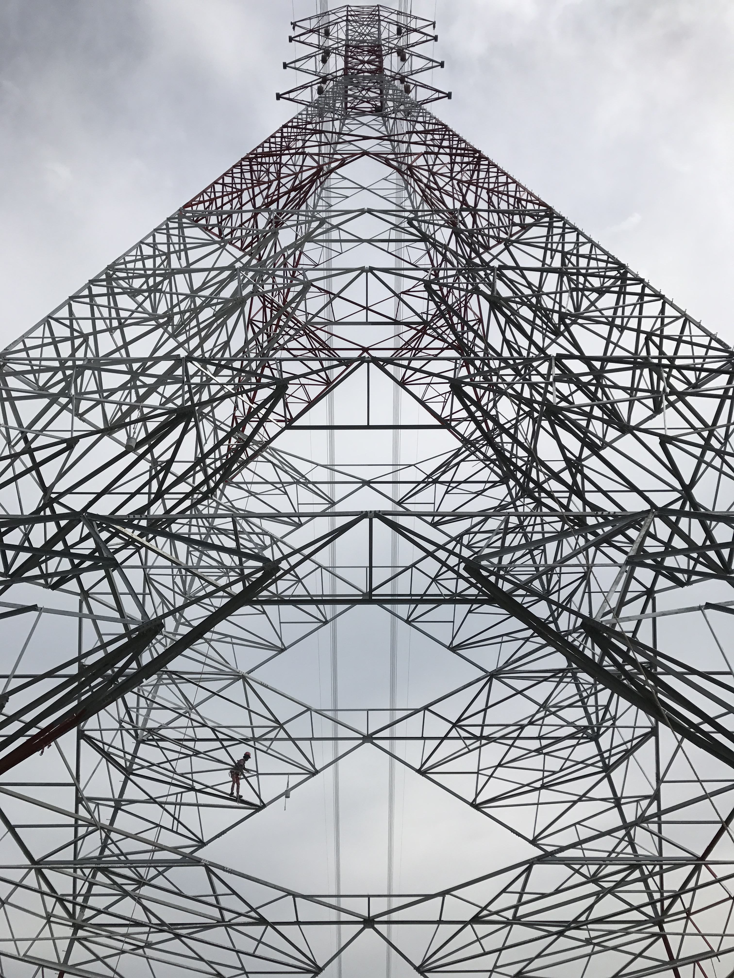 Transmission line installation supervision